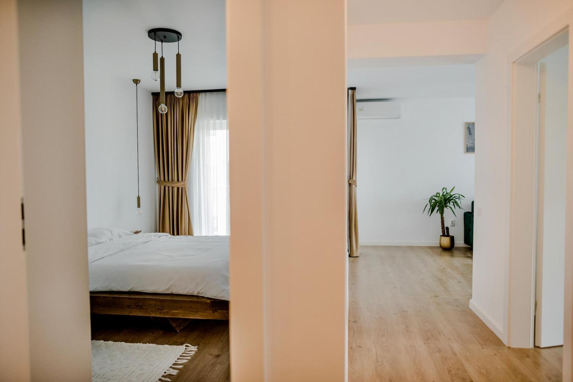 Amazing Mountain View Apartment Sibiu Eksteriør bilde