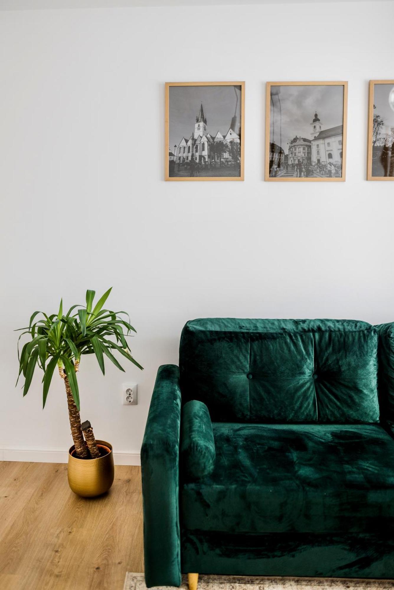 Amazing Mountain View Apartment Sibiu Eksteriør bilde